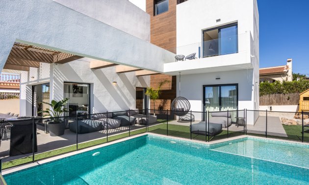 Villa - Reventa -
            Ciudad Quesada - RV-34643