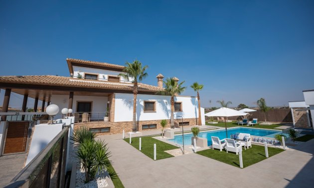 Villa - Reventa - Jerónimo y Avileses -
                Jerónimo y Avileses - Town