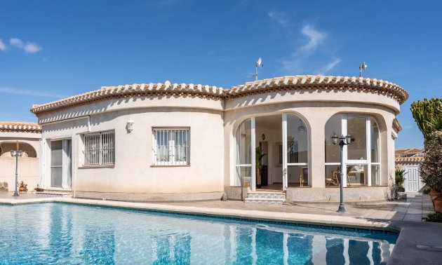 Villa - Reventa - Orihuela Costa - Playa Flamenca