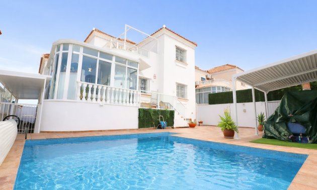 Villa - Reventa - Orihuela Costa - Villamartin