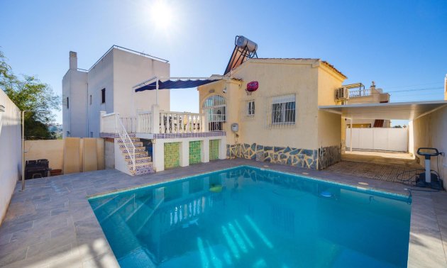 Villa - Reventa - San Fulgencio -
                San Fulgencio