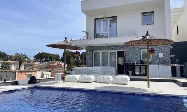 Villa - Reventa - Torrevieja - Los Balcones