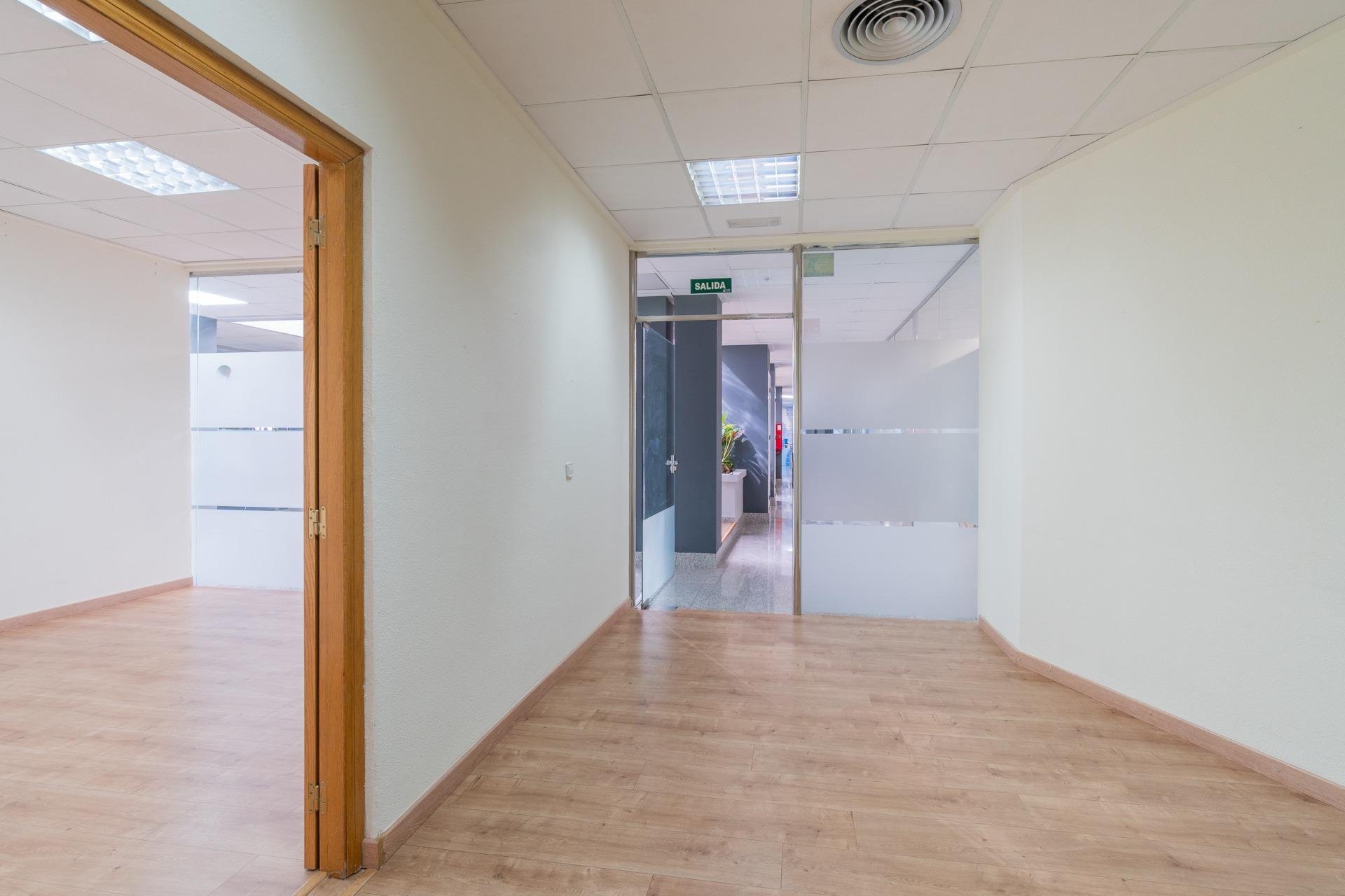 Wynajem długoterminowy - Lokal handlowy -
Orihuela Costa - Playa Flamenca