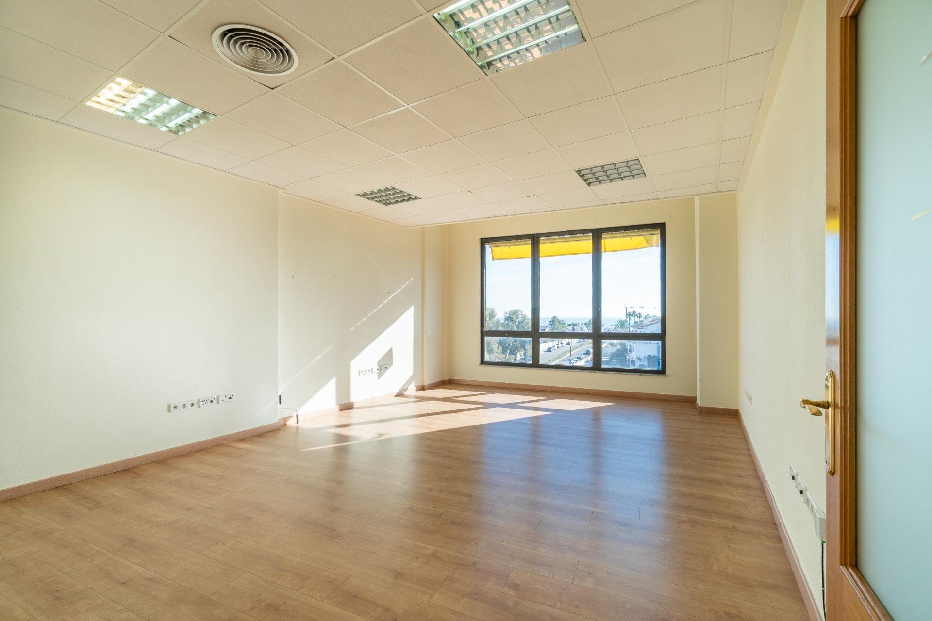 Wynajem długoterminowy - Lokal handlowy -
Orihuela Costa - Playa Flamenca