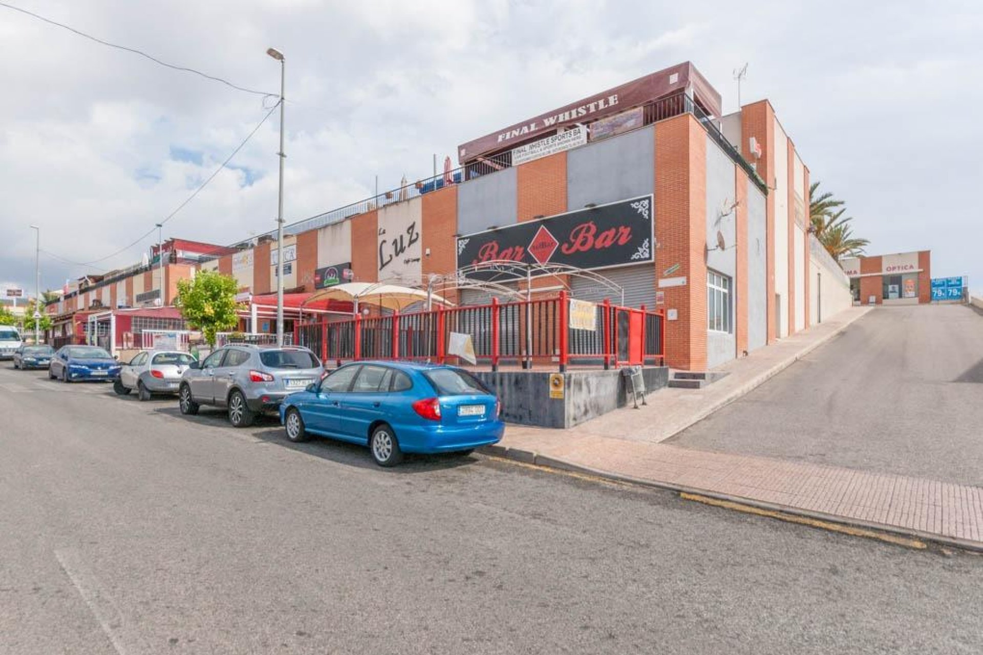 Wynajem długoterminowy - Lokal handlowy -
San Fulgencio - La Marina