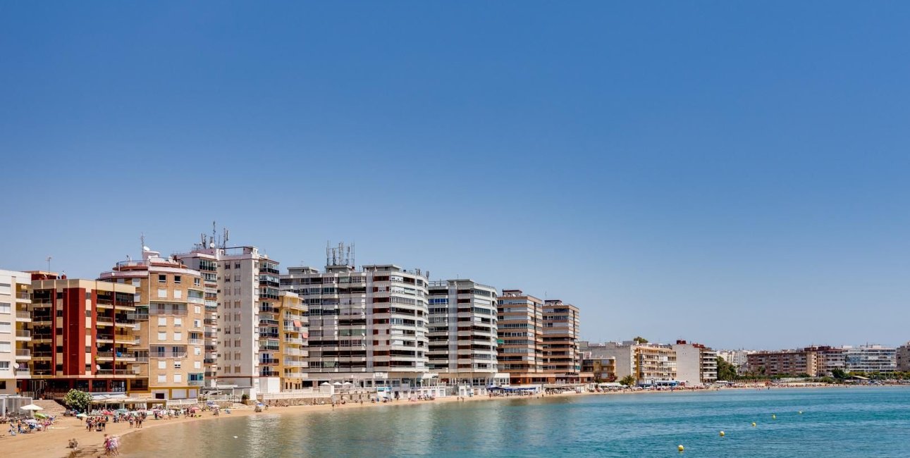 Rynek wtórny - Bungalow -
Torrevieja - Acequion