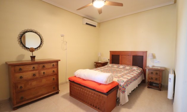 Reventa - Finca -
Catral - Catral - Country