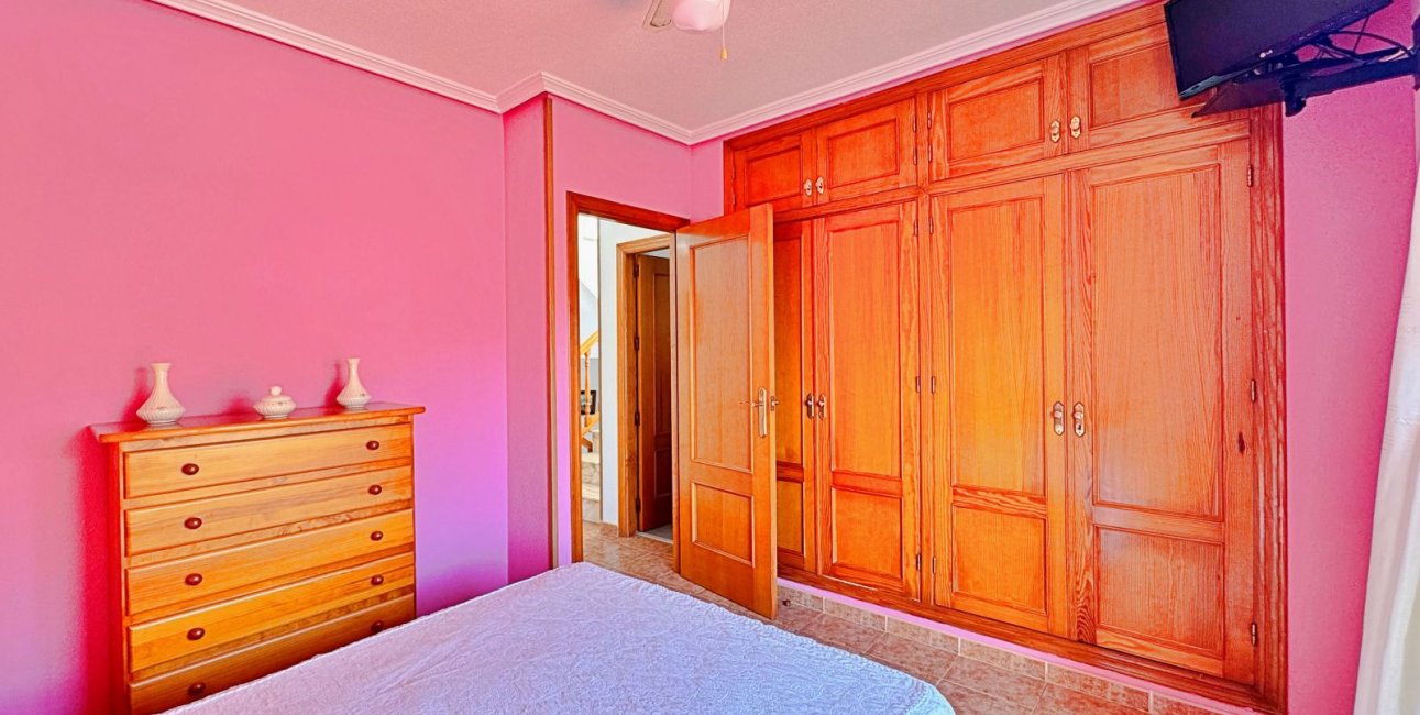 Resale - Townhouse -
Orihuela Costa - La Campana