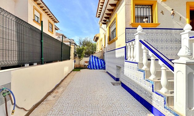 Resale - Townhouse -
Orihuela Costa - La Campana