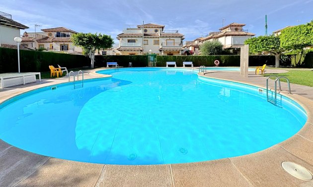 Resale - Townhouse -
Orihuela Costa - La Campana