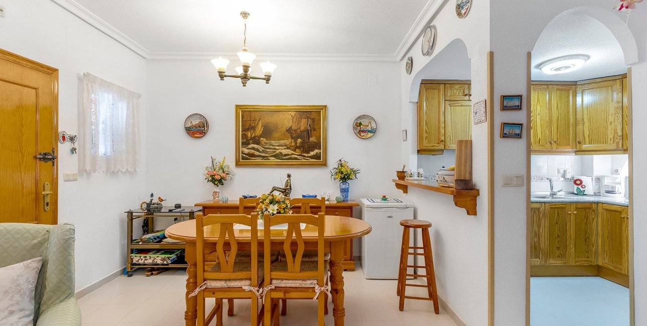 Resale - Bungalow -
Torrevieja - La Mata