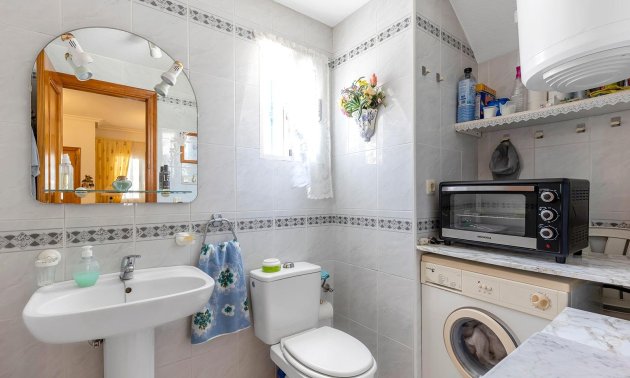 Resale - Bungalow -
Torrevieja - La Mata