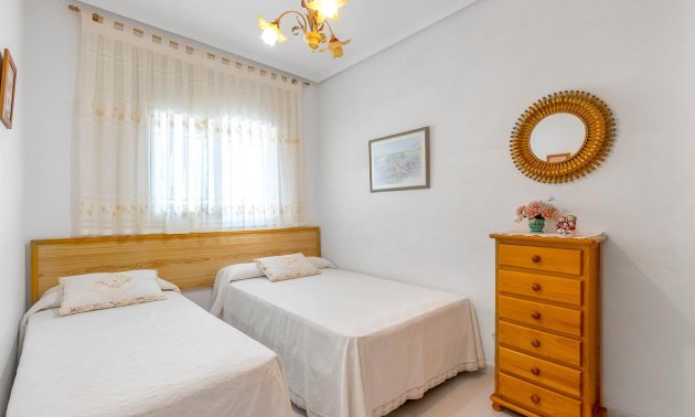 Resale - Bungalow -
Torrevieja - La Mata