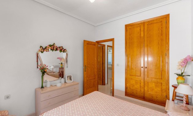 Resale - Bungalow -
Torrevieja - La Mata