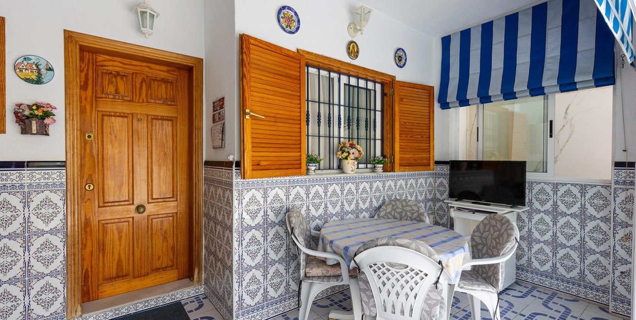 Resale - Bungalow -
Torrevieja - La Mata