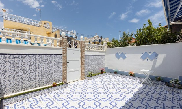 Resale - Bungalow -
Torrevieja - La Mata