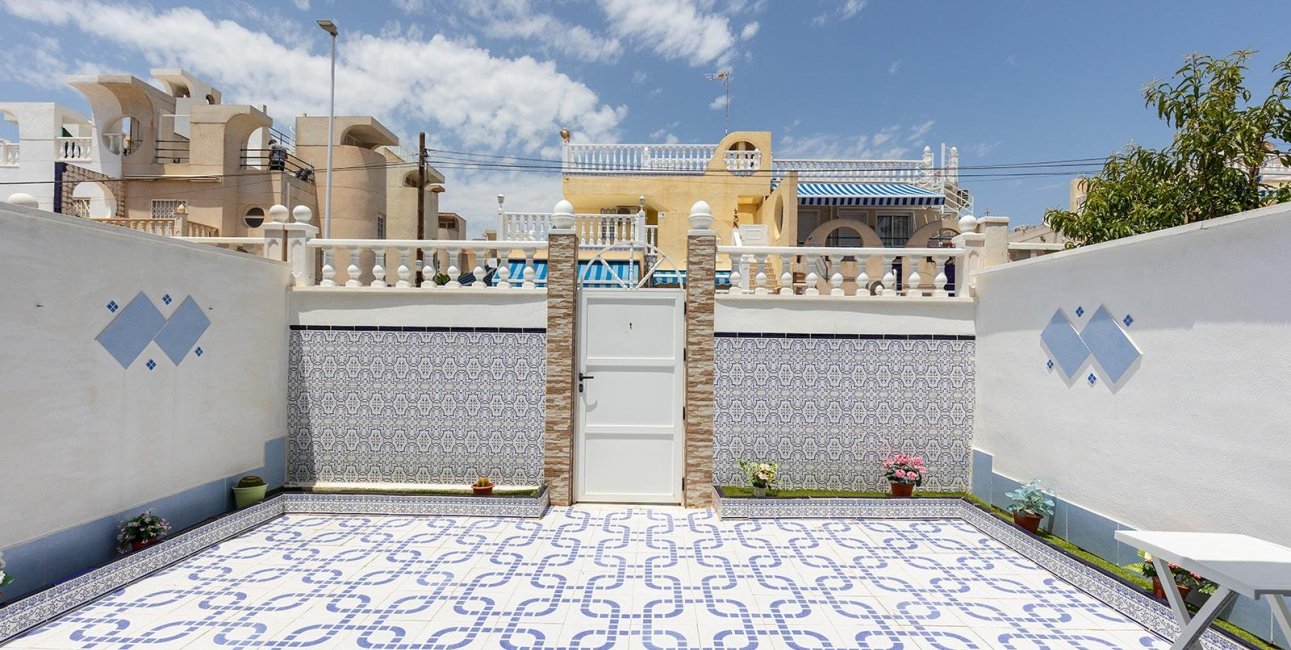 Resale - Bungalow -
Torrevieja - La Mata