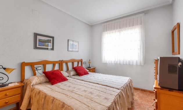Resale - Apartment / flat -
Torrevieja - Estacion de autobuses