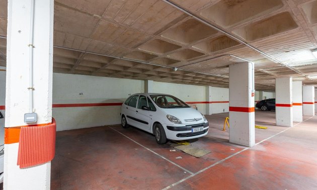 Resale - Apartment / flat -
Torrevieja - Estacion de autobuses