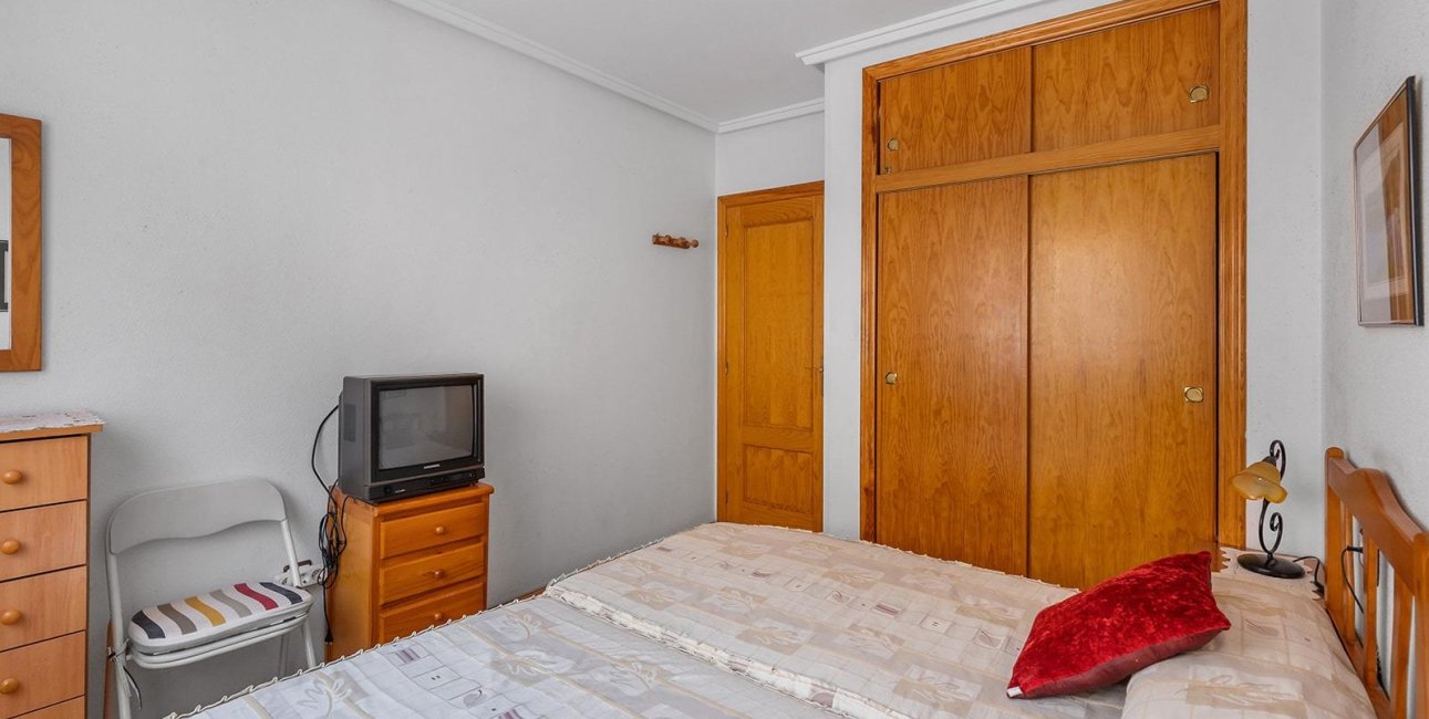 Resale - Apartment / flat -
Torrevieja - Estacion de autobuses