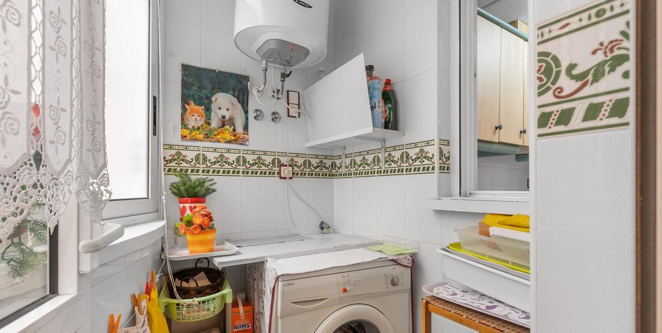 Resale - Apartment / flat -
Torrevieja - Estacion de autobuses