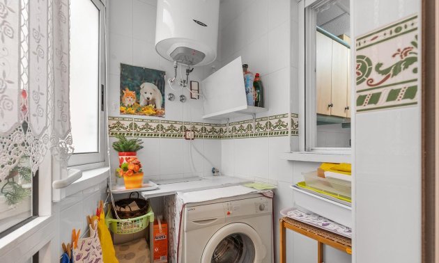 Resale - Apartment / flat -
Torrevieja - Estacion de autobuses