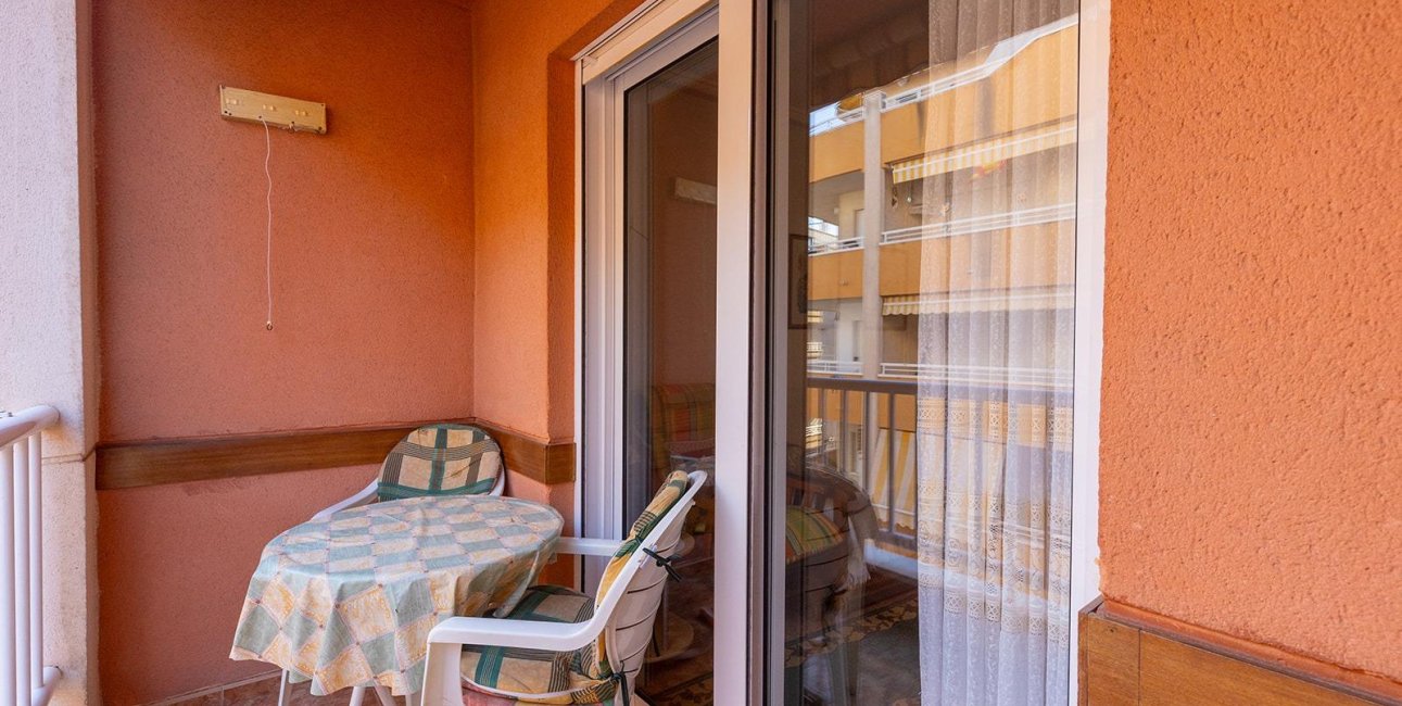 Resale - Apartment / flat -
Torrevieja - Estacion de autobuses