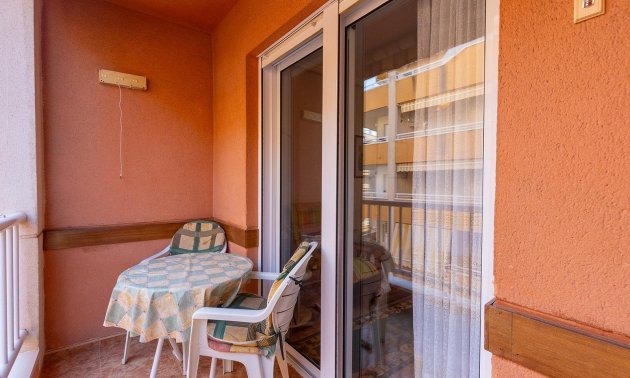 Resale - Apartment / flat -
Torrevieja - Estacion de autobuses