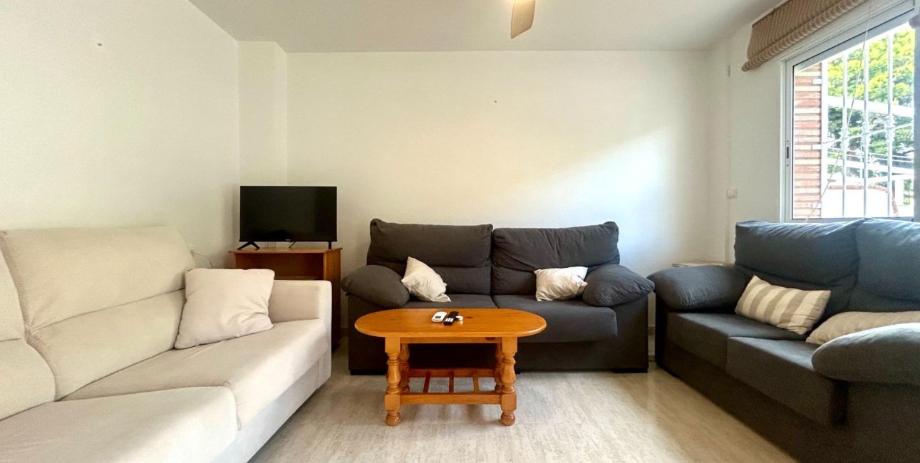 Resale - Townhouse -
Orihuela Costa - Campoamor