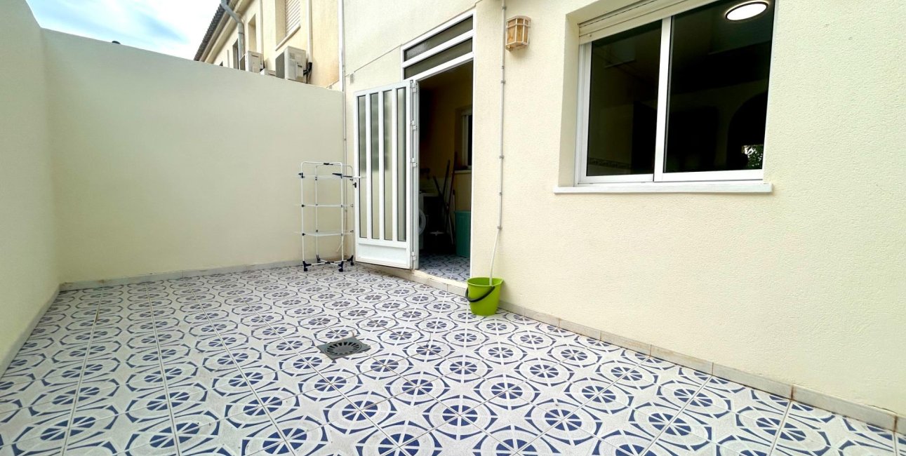 Resale - Townhouse -
Orihuela Costa - Campoamor