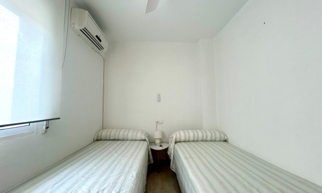 Resale - Townhouse -
Orihuela Costa - Campoamor