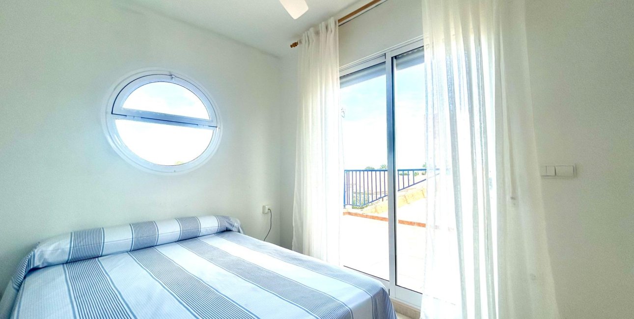 Resale - Townhouse -
Orihuela Costa - Campoamor