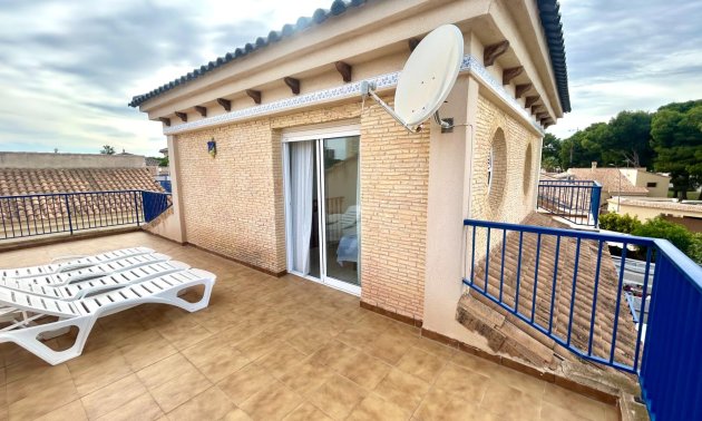 Resale - Townhouse -
Orihuela Costa - Campoamor