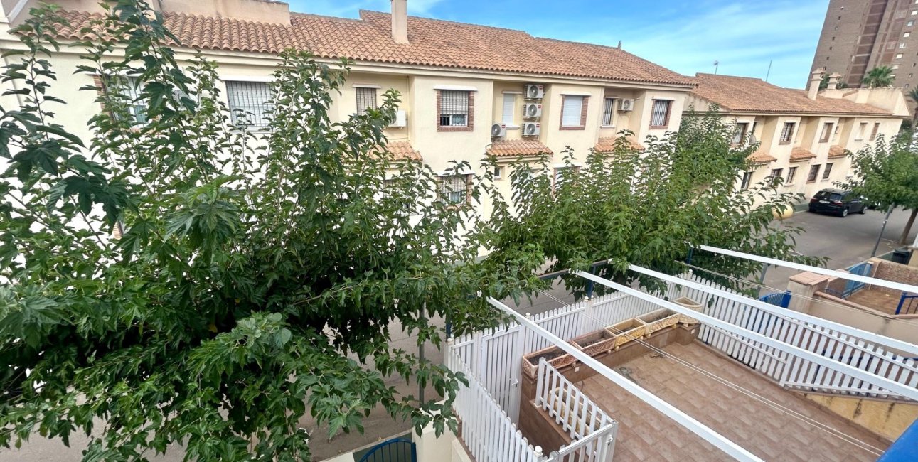Resale - Townhouse -
Orihuela Costa - Campoamor