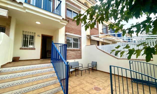 Resale - Townhouse -
Orihuela Costa - Campoamor