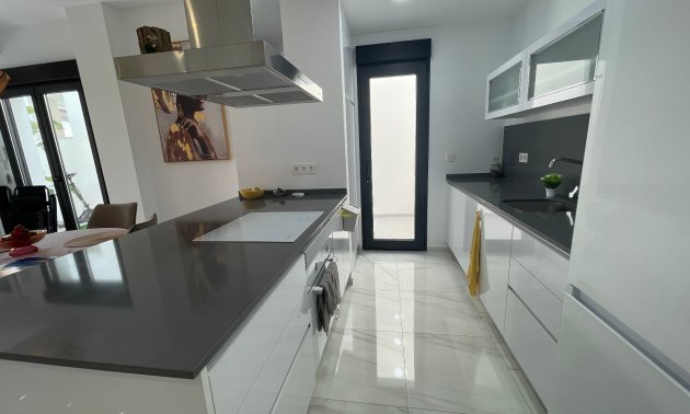 Resale - Villa -
Benijofar - Benijofar - Village