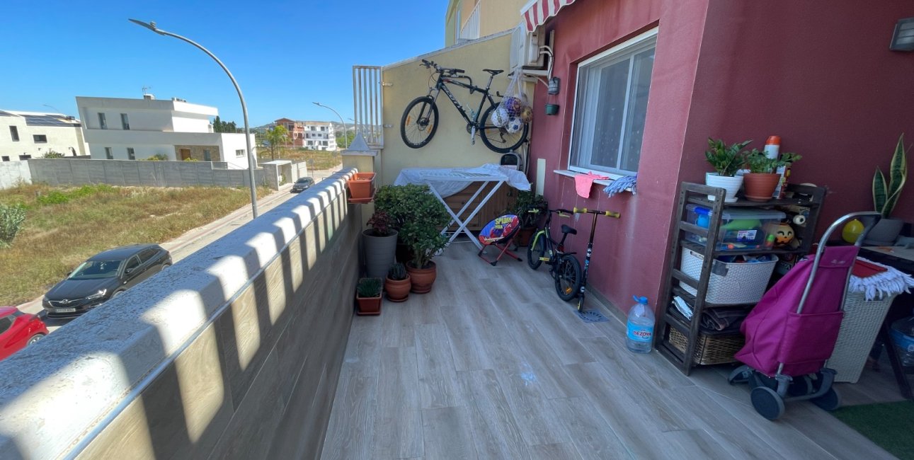 Rynek wtórny - Mieszkanie  -
Rafal - Rafal - Town