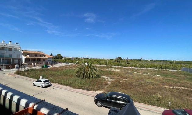 Rynek wtórny - Mieszkanie  -
Rafal - Rafal - Town