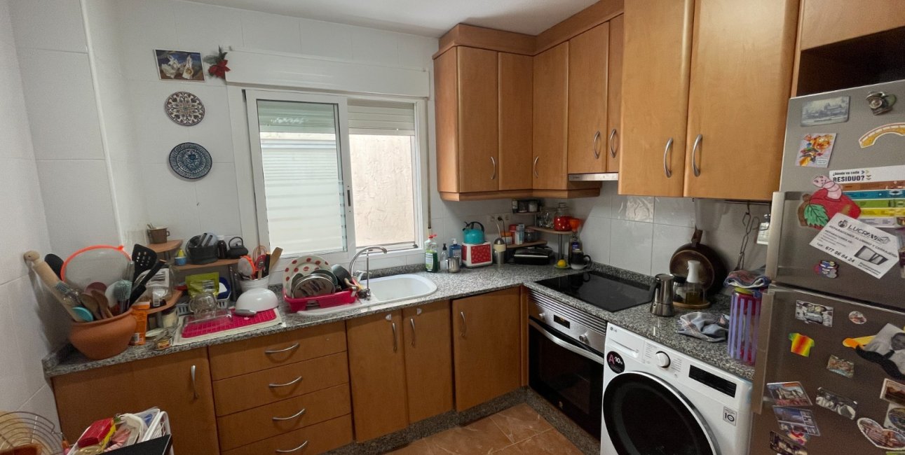 Rynek wtórny - Mieszkanie  -
Rafal - Rafal - Town