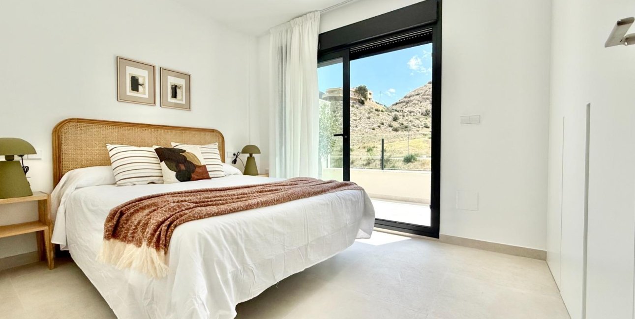 New Build - Townhouse -
Cox - San Fernando