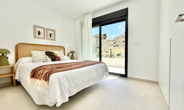 New Build - Townhouse -
Cox - San Fernando