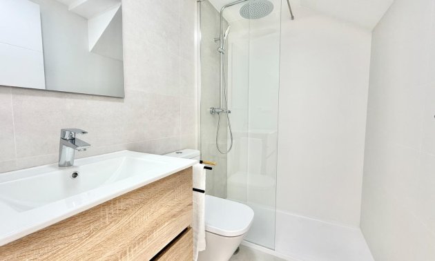 New Build - Townhouse -
Cox - San Fernando