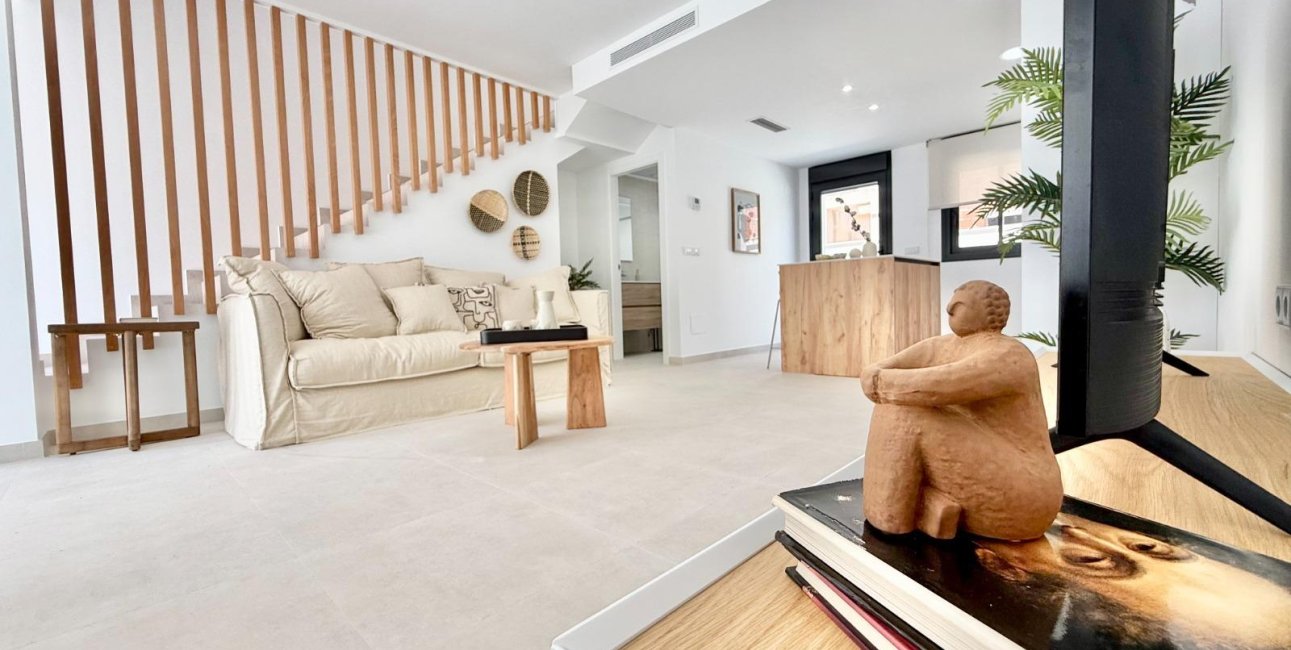 Obra nueva - Adosado -
Cox - San Fernando