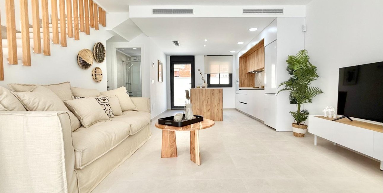 Obra nueva - Adosado -
Cox - San Fernando