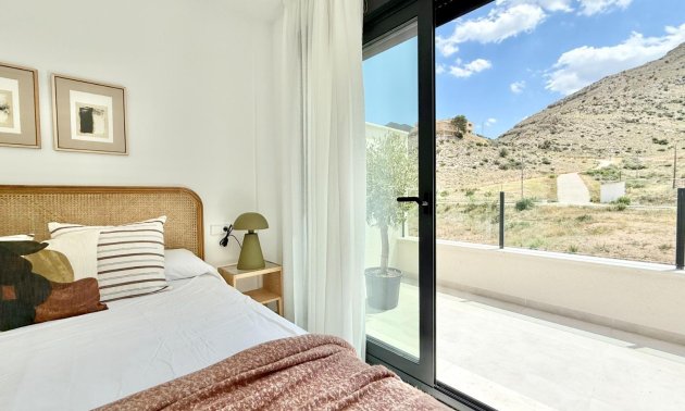 Obra nueva - Adosado -
Cox - San Fernando