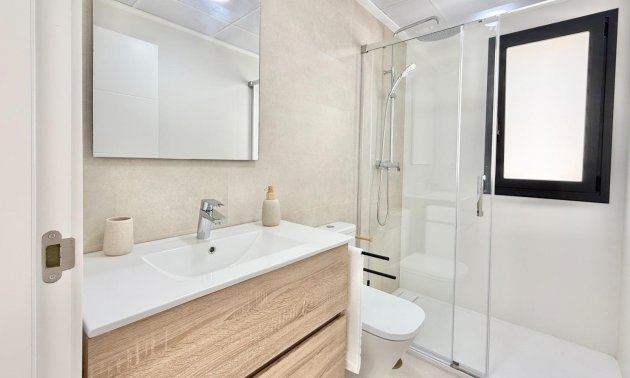 Obra nueva - Adosado -
Cox - San Fernando