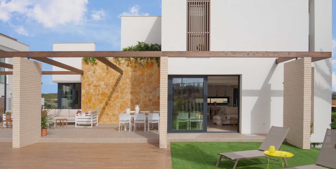 Obra nueva - Villa -
Orihuela Costa - Campoamor