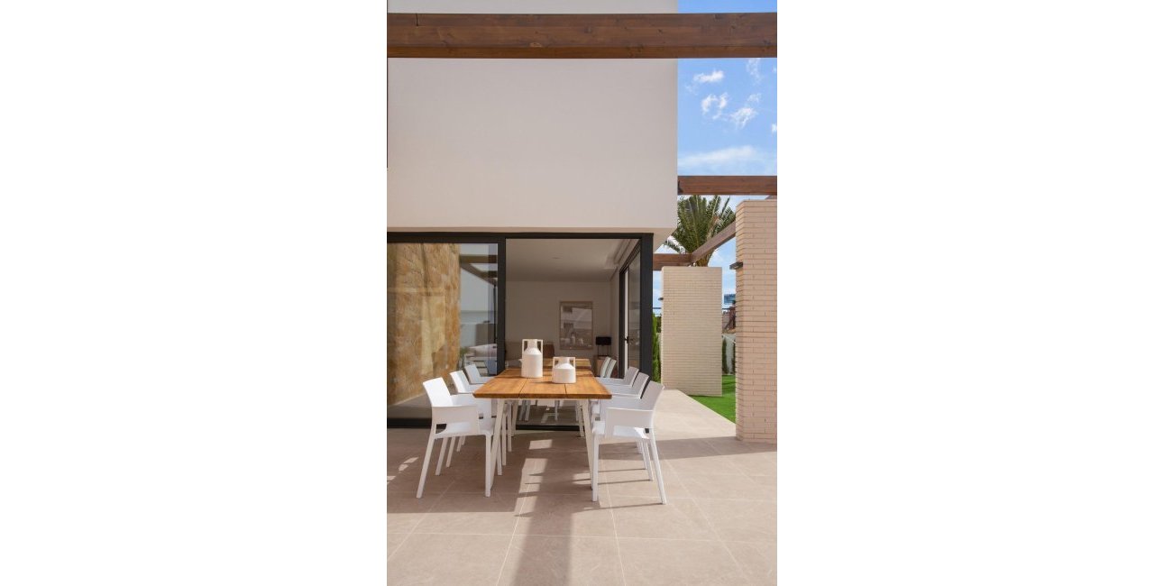 Obra nueva - Villa -
Orihuela Costa - Campoamor