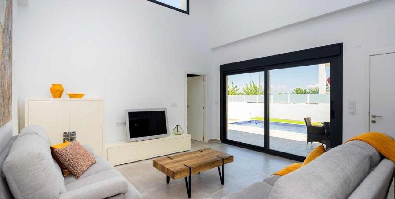 New Build - Villa -
Daya Nueva - Centro