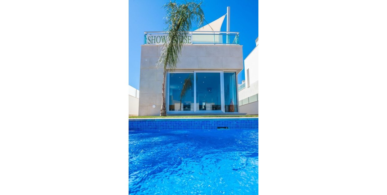 Obra nueva - Villa -
Los Alcázares - Torre del Rame